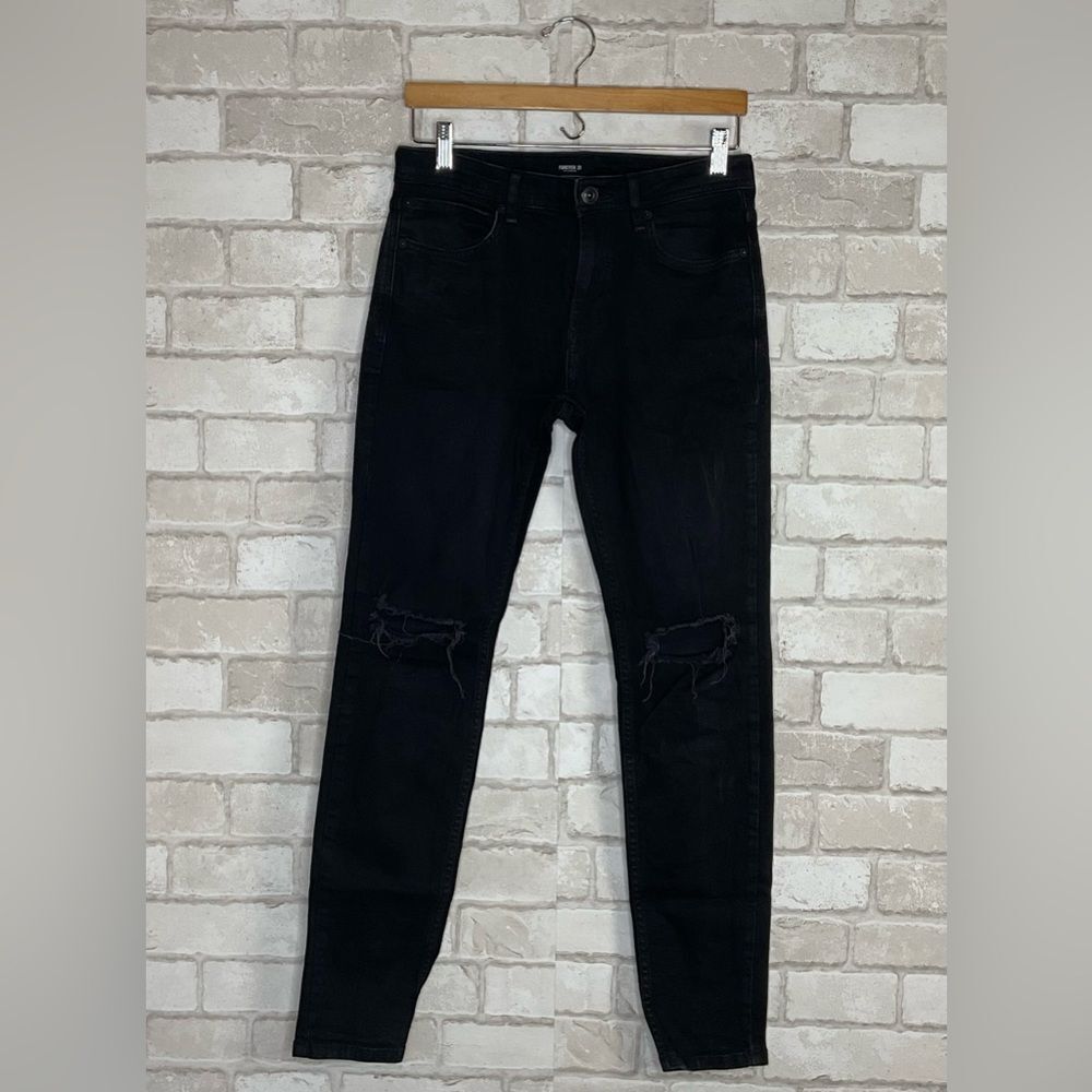Forever 21 Black Distressed Slim Fit Skinny Jeans Size 31